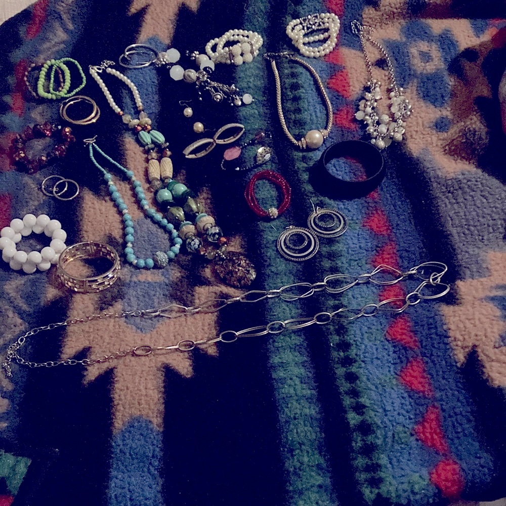 Vintage lot of costume jewelry. Necklaces, bracelets, earrings.
